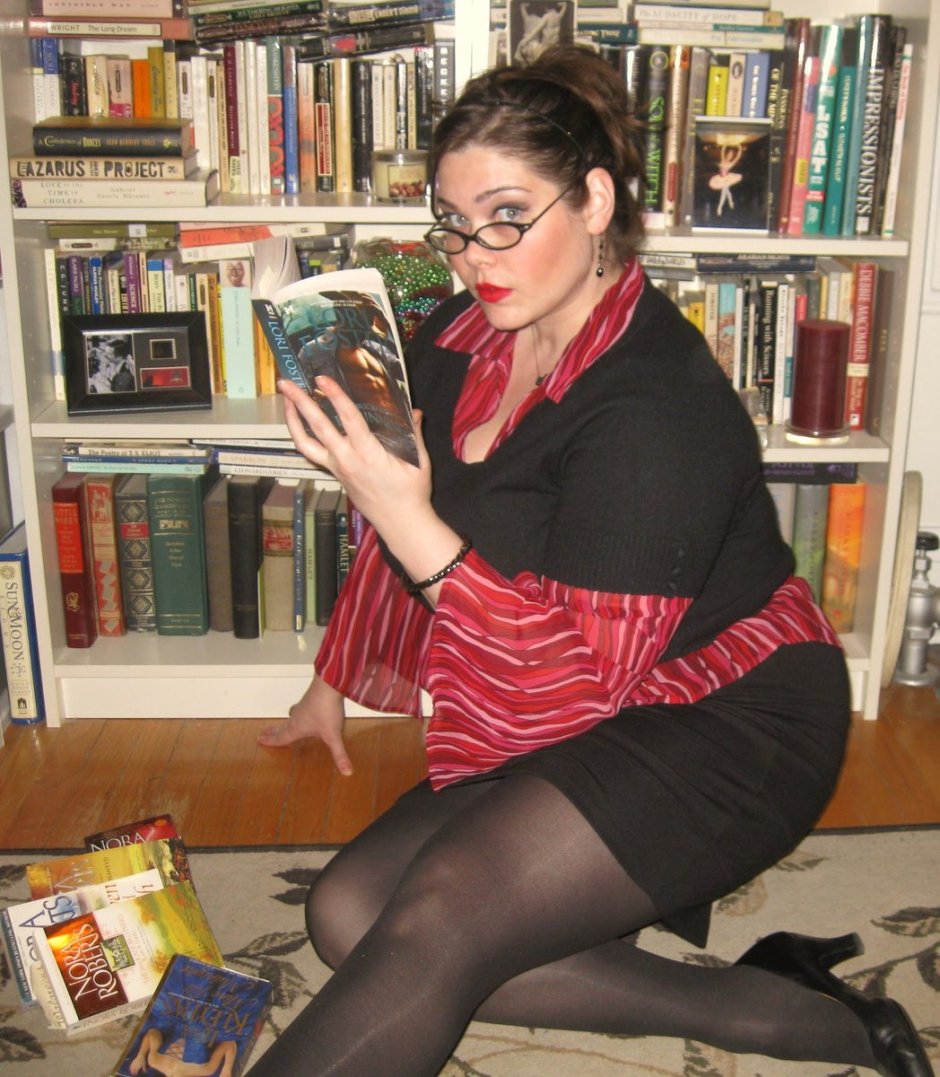 Kandi Kobain in tights-erotica