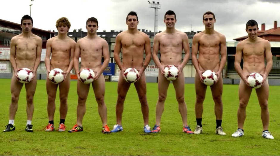 Beautiful pumped naked men