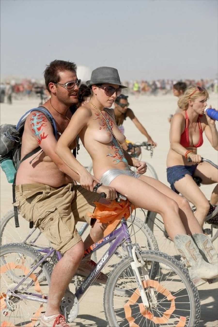 Festival Berning Maine Tits