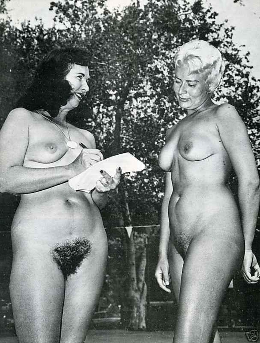 Naked women retro nudist