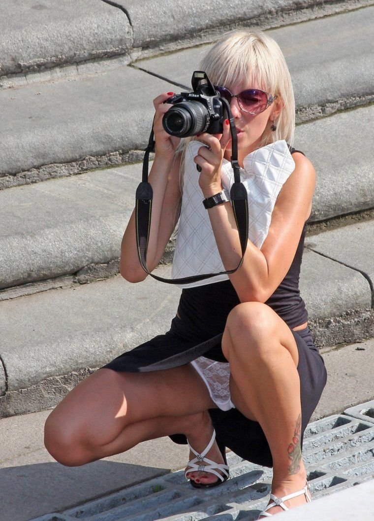 Voyeurism, mature, under the skirt
