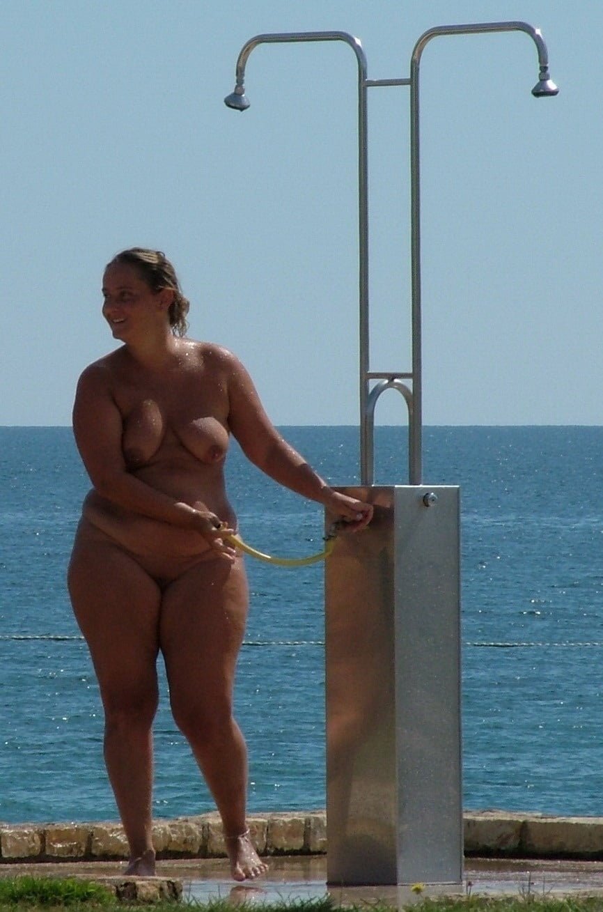 Beach BBW Besalous photos