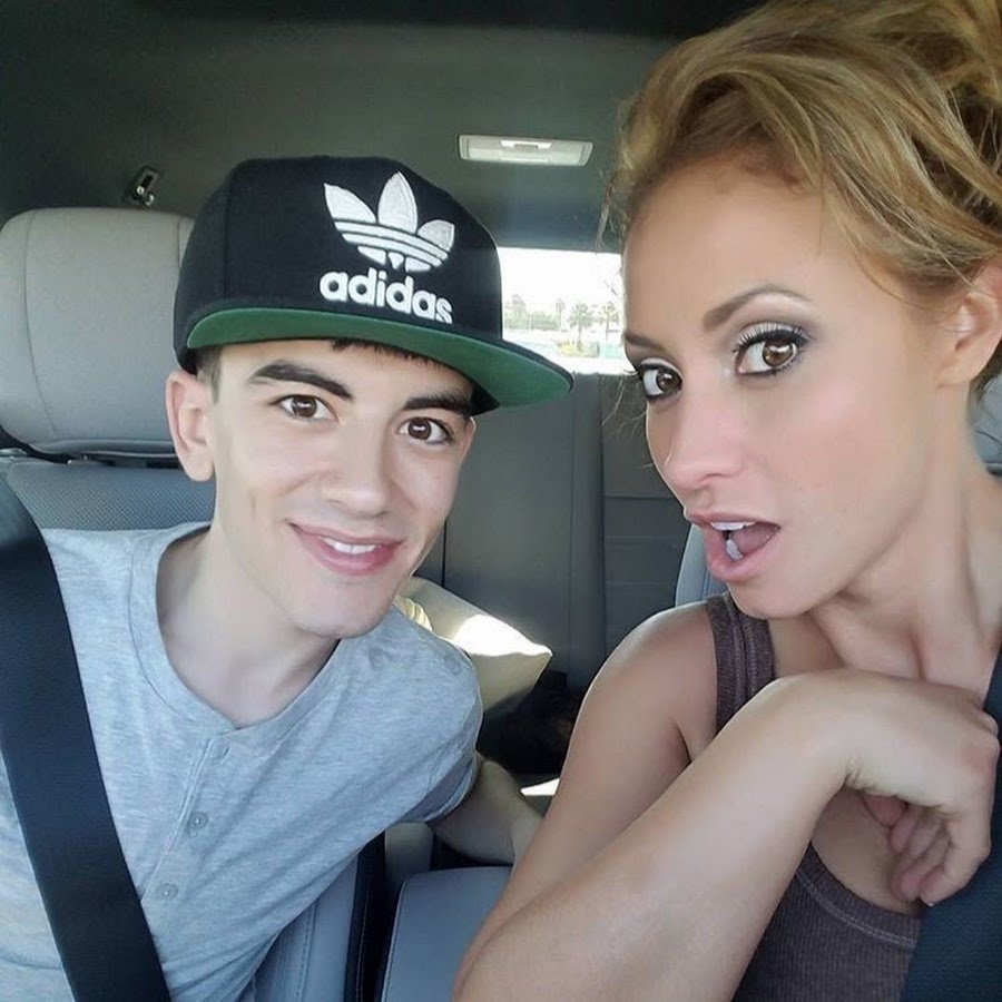 Danny di with his wife