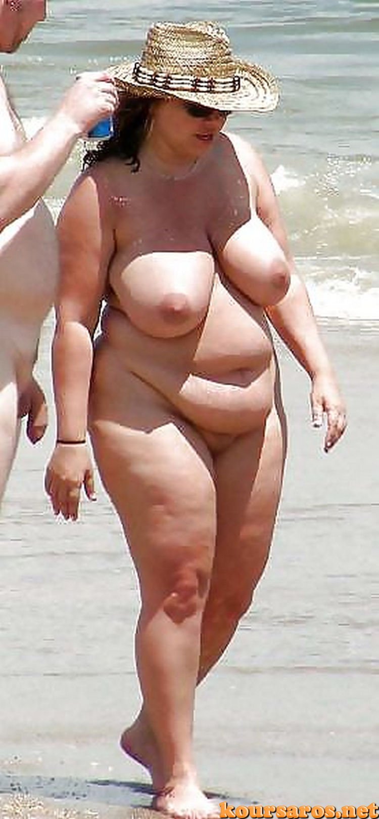Naked thick women on the beach