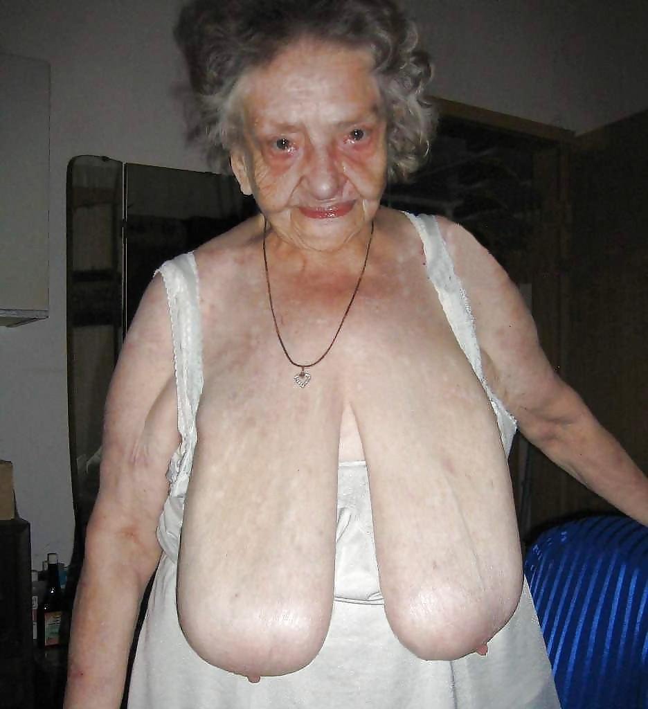 Milfs with sagging breasts