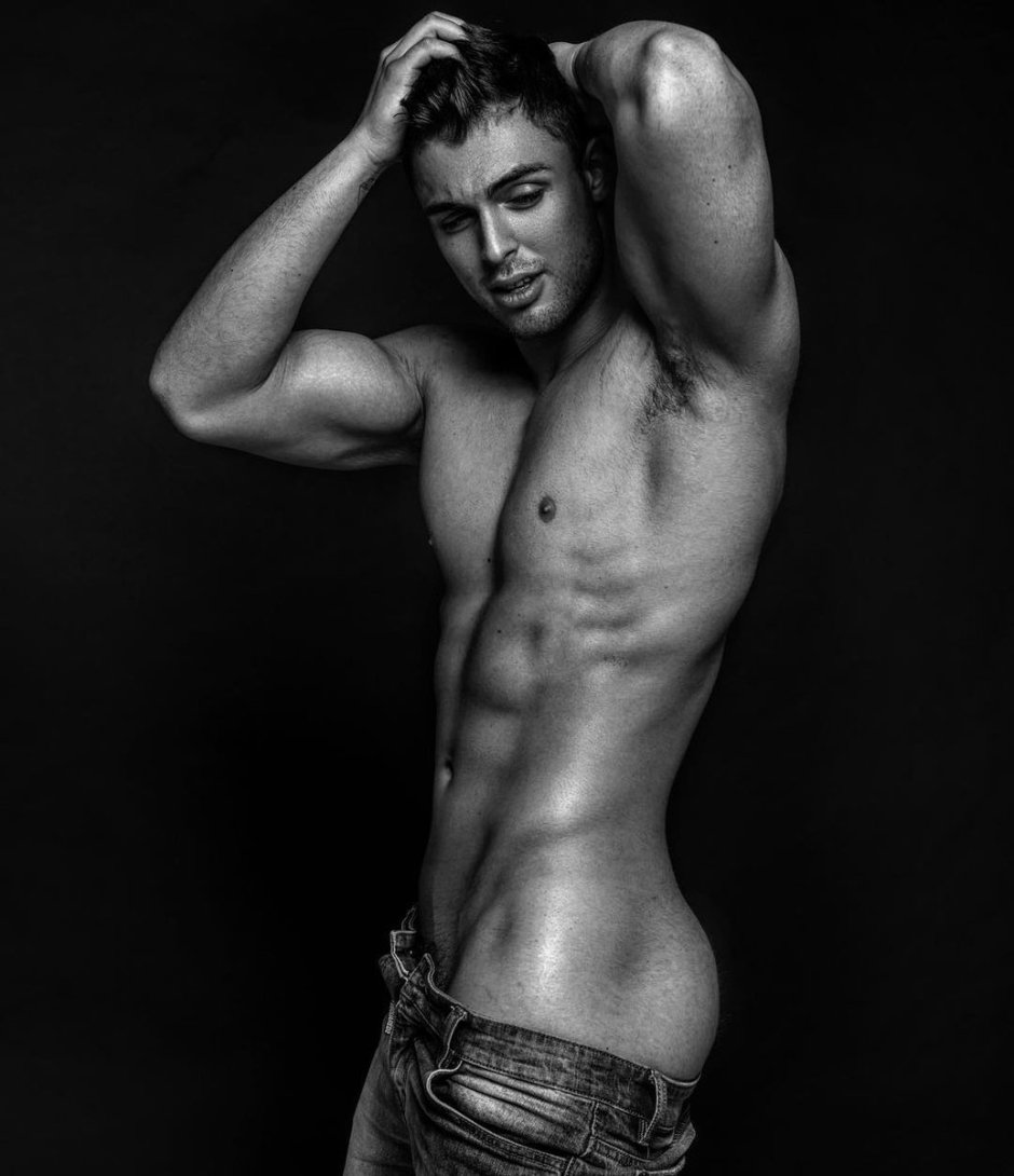 Free Naked Nude Male Men Celebrity Lookalikes