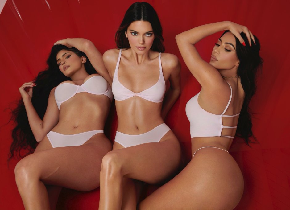 Kylie Jenner and Kendall Jenner in linen