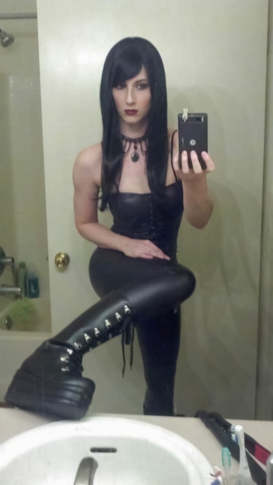 Crossdresser Blonde