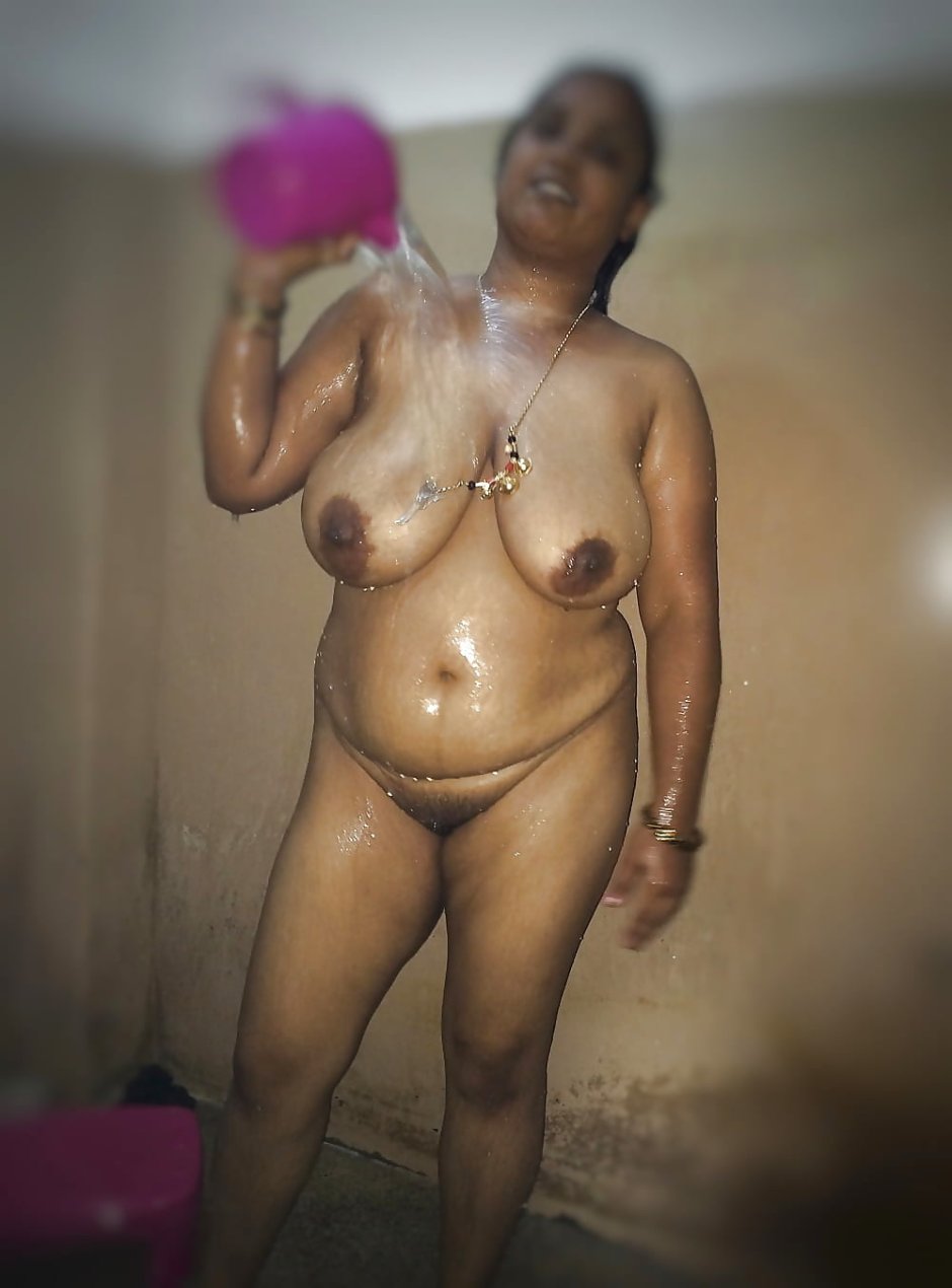 Naked mature lush Meri Bhabhi