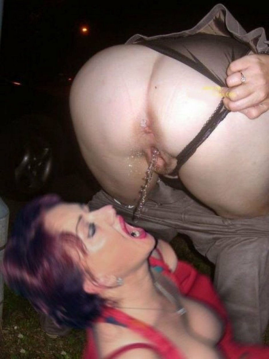 Japanese pissing in mouth