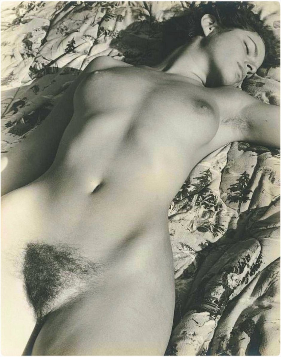 Hairy retro beauties