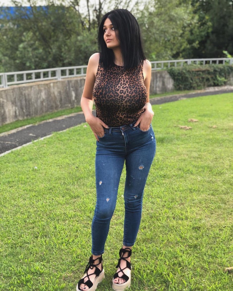 Julia Tica is hot