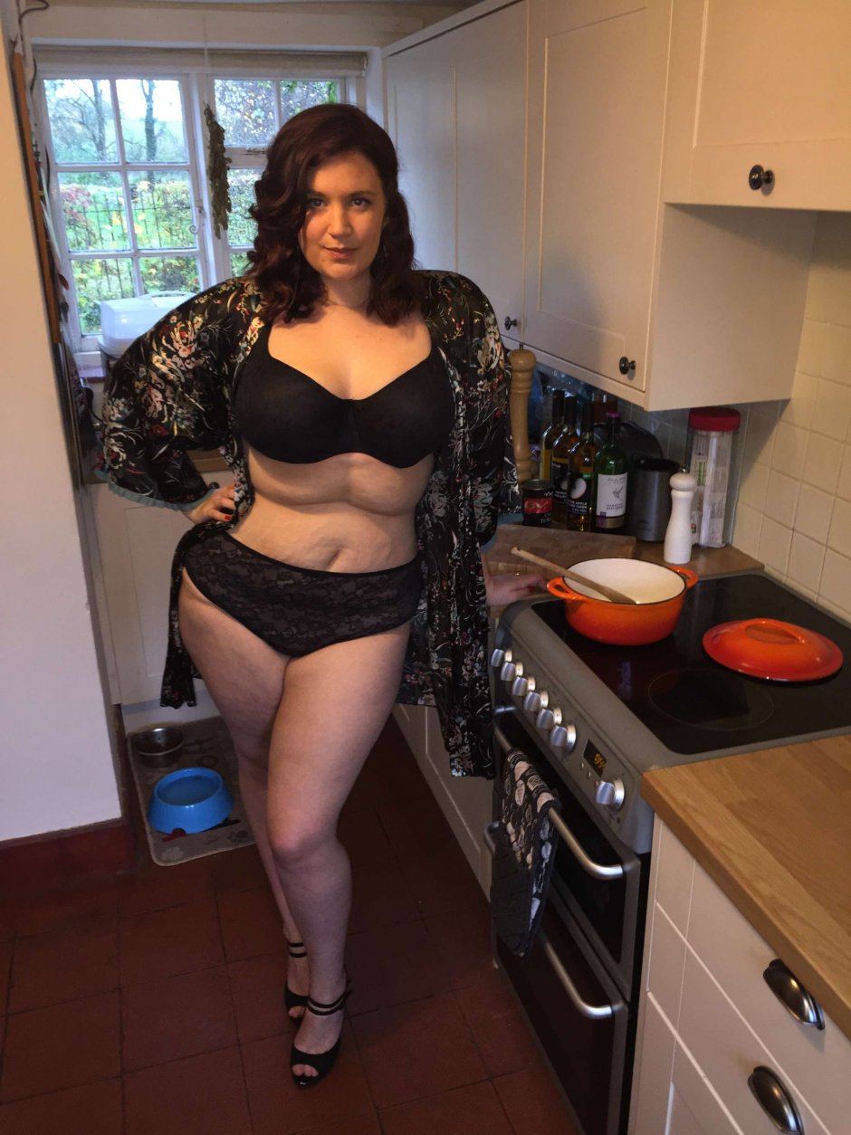 Chubby naked amateur