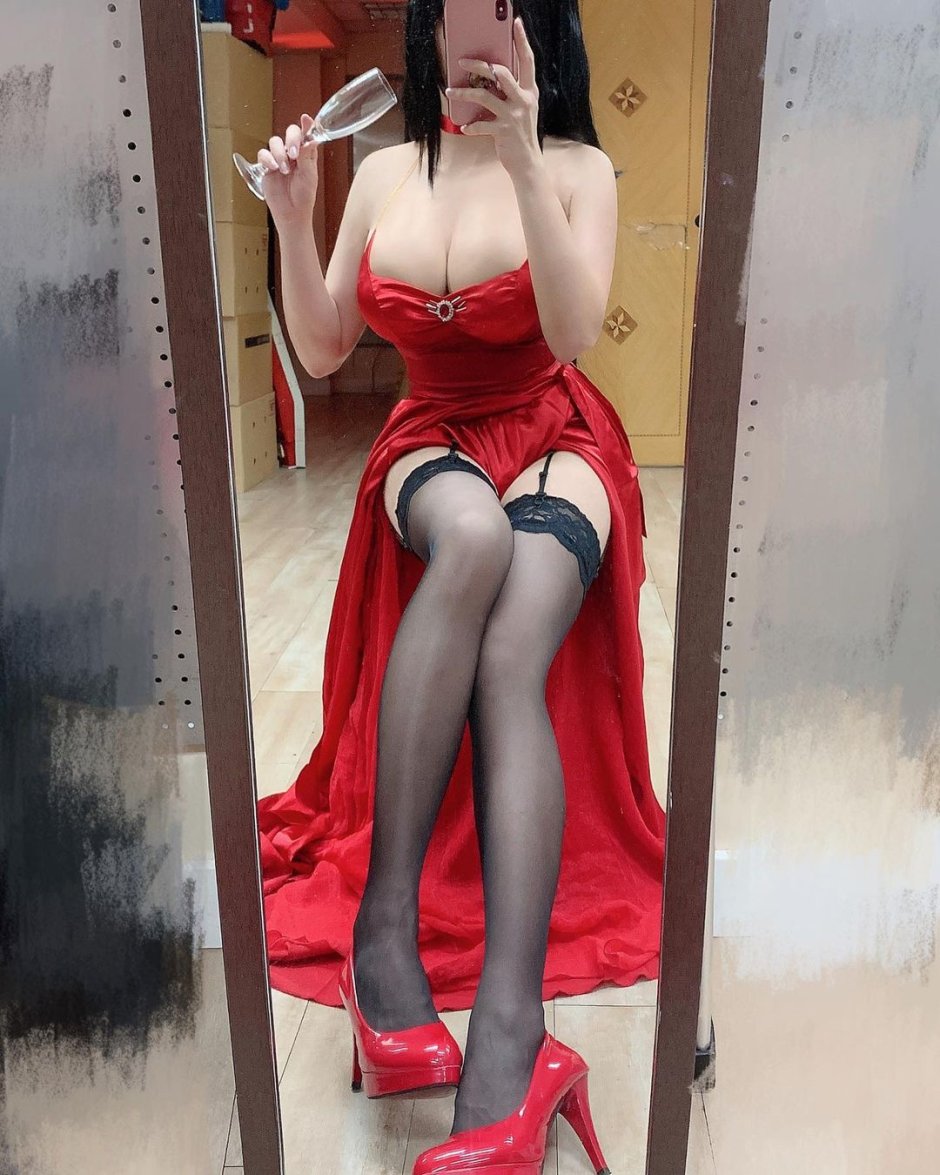 Nickycoser cosplay
