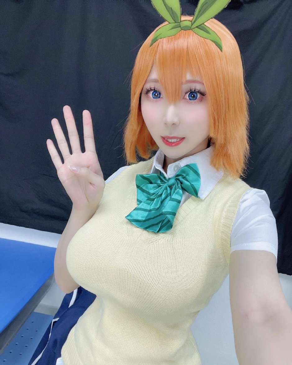 Nickycoser Full breast