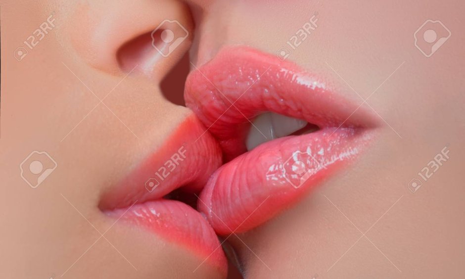 Lesbian kiss