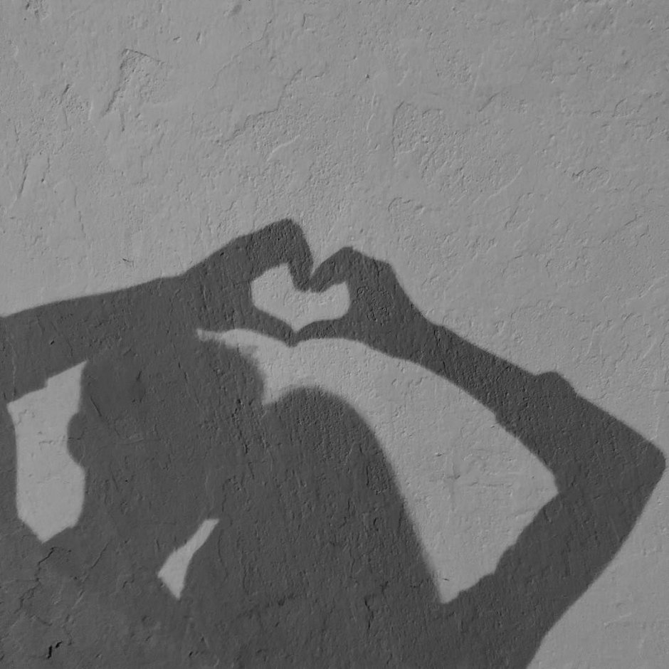 Romantic silhouettes