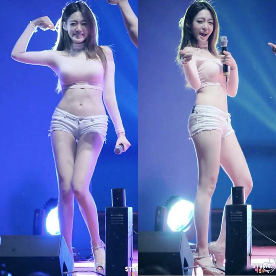 Hyuna singer in a swimsuit