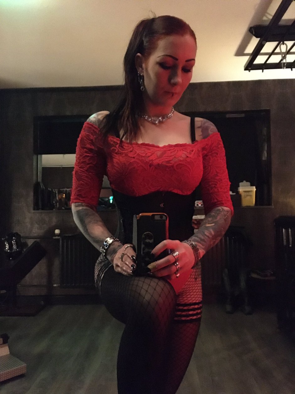 Mistress Selfie