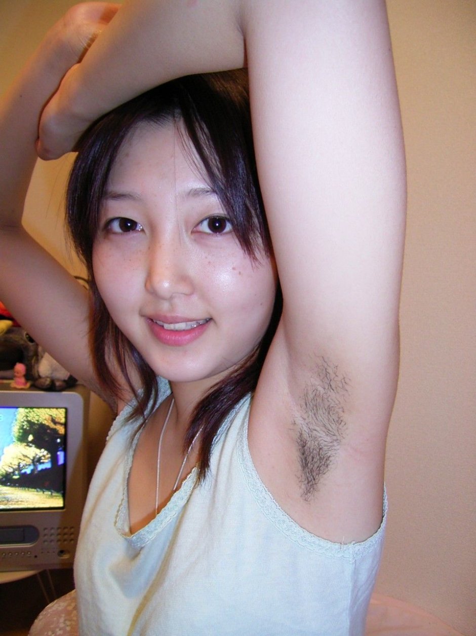 Long hairy Chinese woman