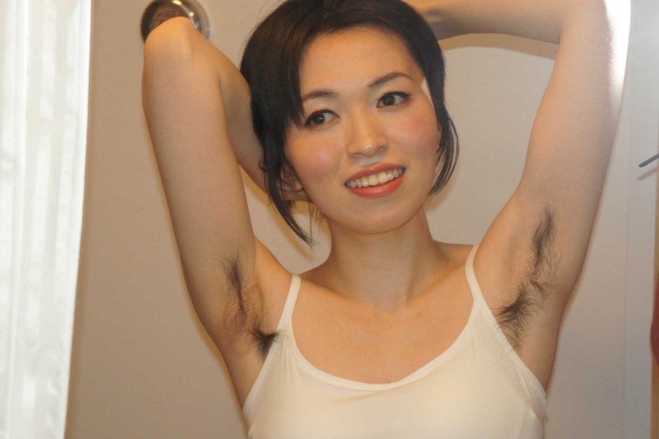 Young Asian with unshaven pussies