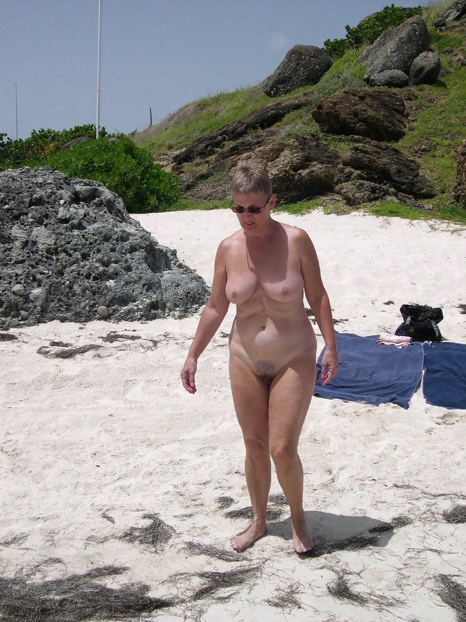 Mature nudist with piercing