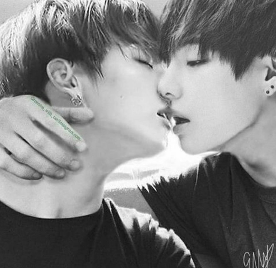 BTS Hosok press