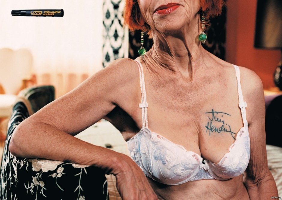 Big sagging mature chest