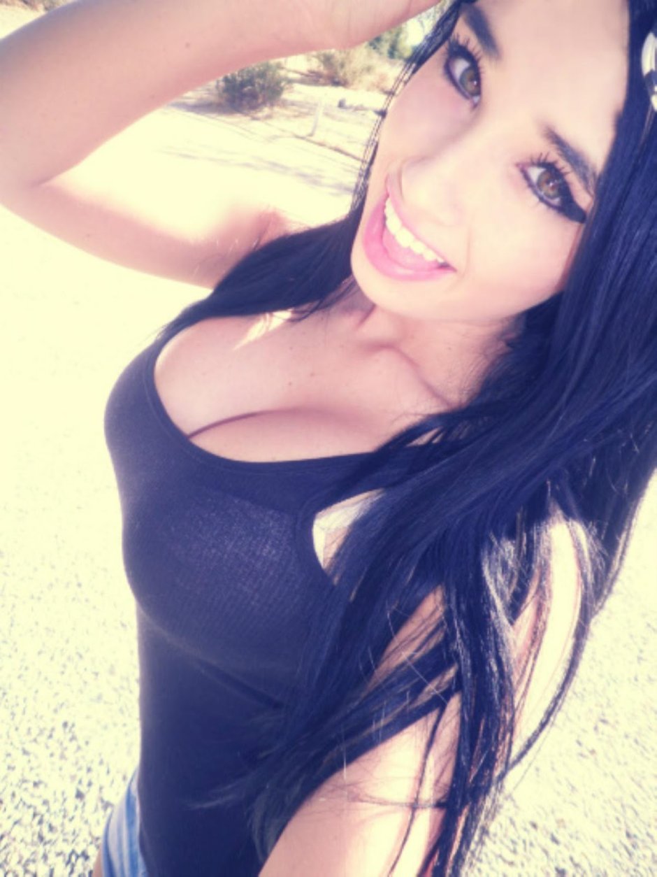 Paris Roxanne Selfshot