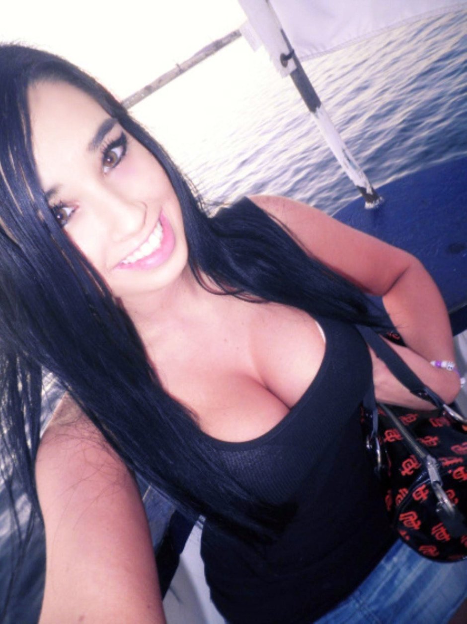 PARIS ROXANNE BIO