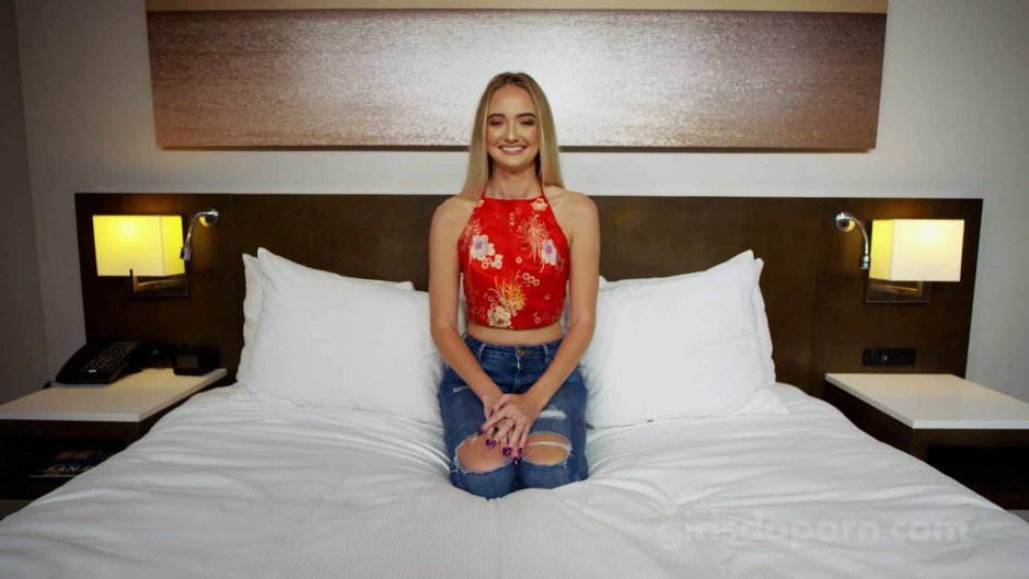 Girlsdoporn blonde in red