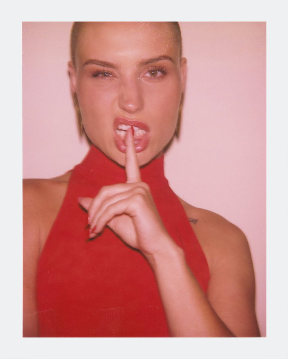 Megan Amazing Model