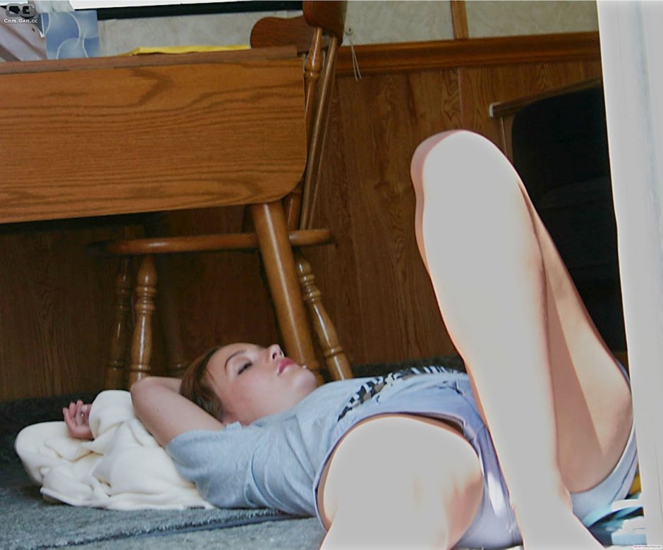 Leighton Mr. Intimate photos