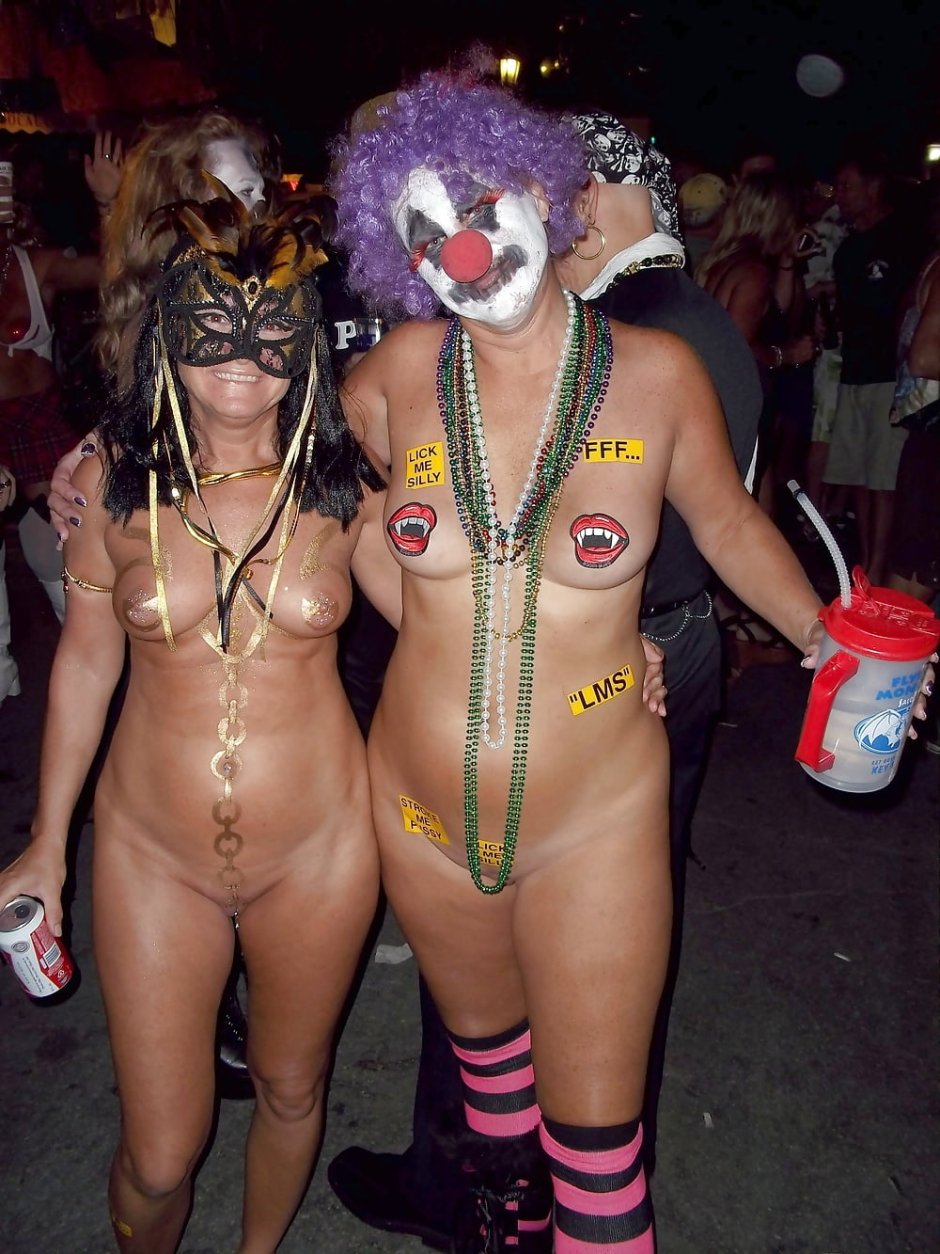 Naked Viviane Araujo on the Carnival