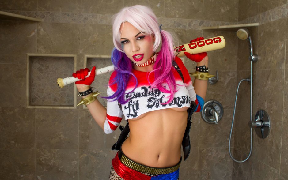 Harley Quinn with a bat