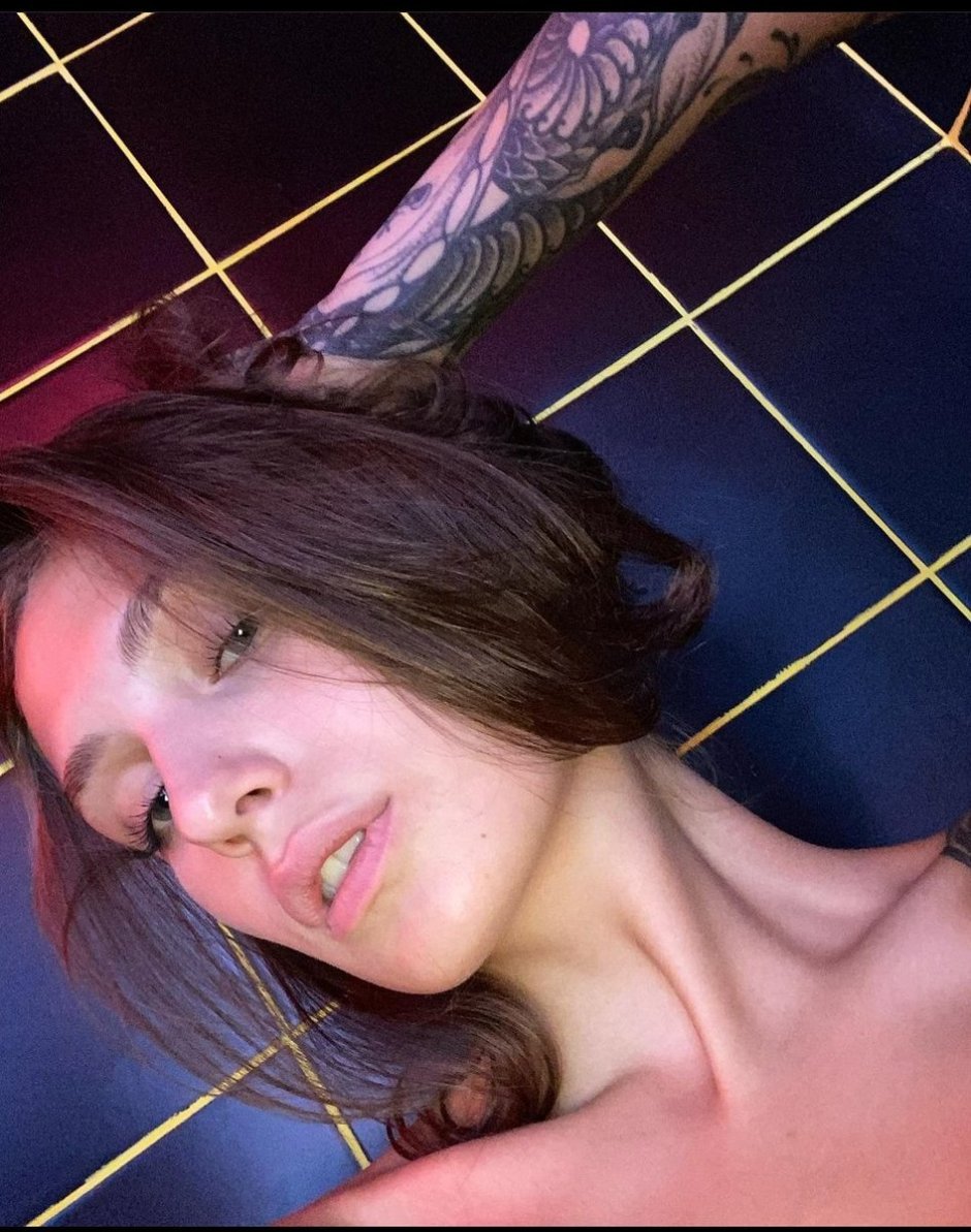 Jane fay model naked pussy