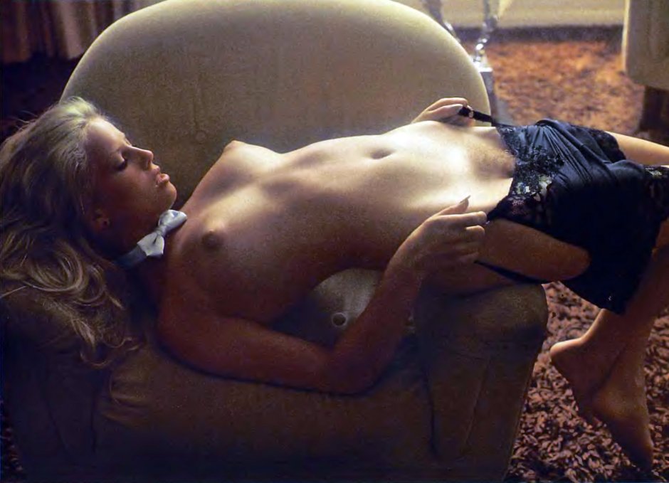 Kylie Travis actress in his youth naked