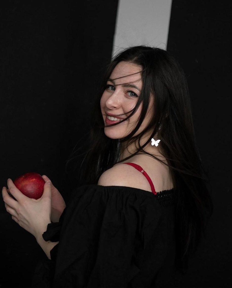 Angelina Doroshenko open microphone