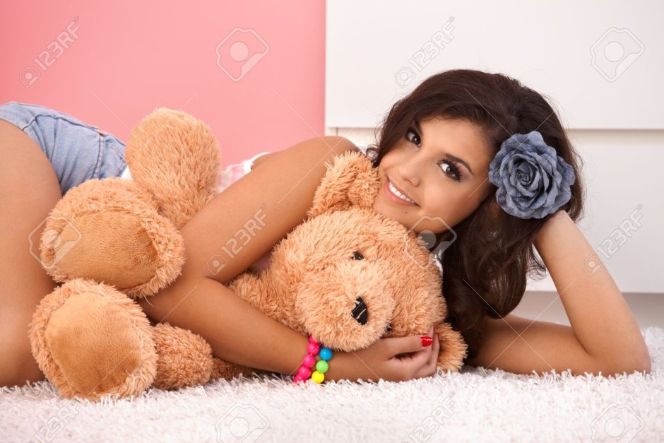 Teddy singer