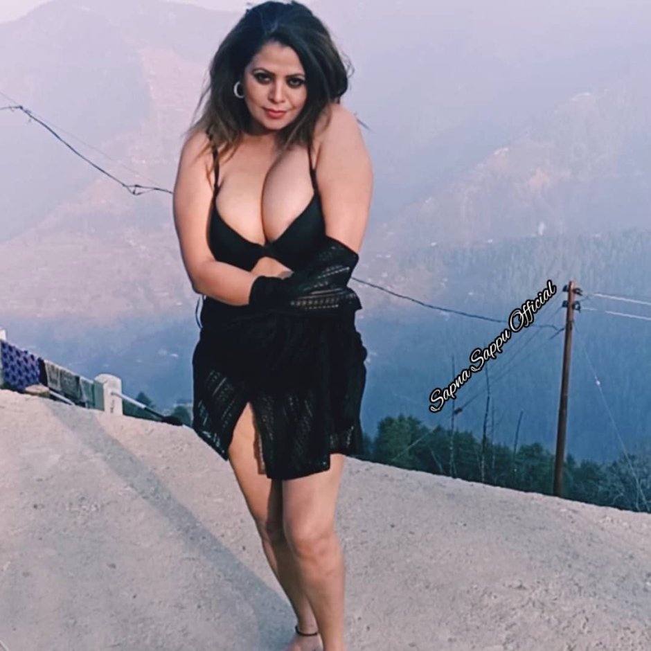Sapna Topless