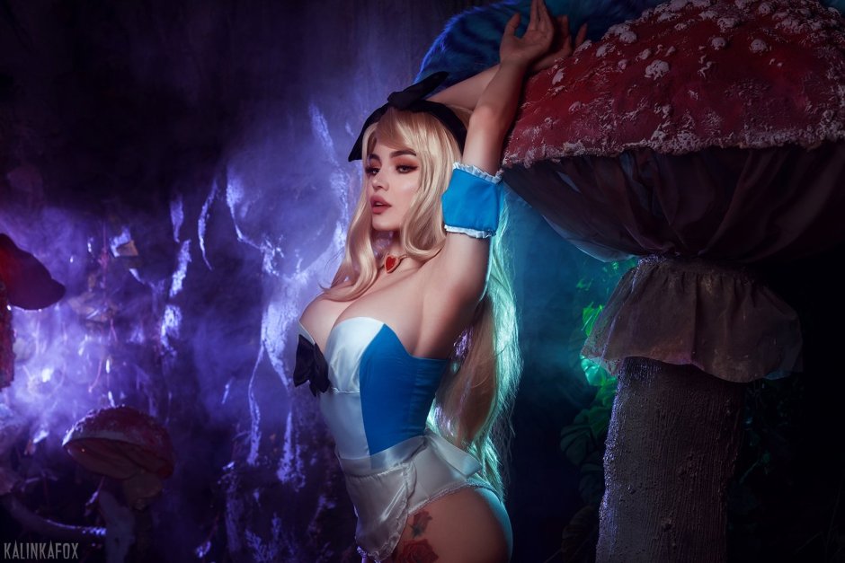 Kalinka Fox Alice in Wonderland