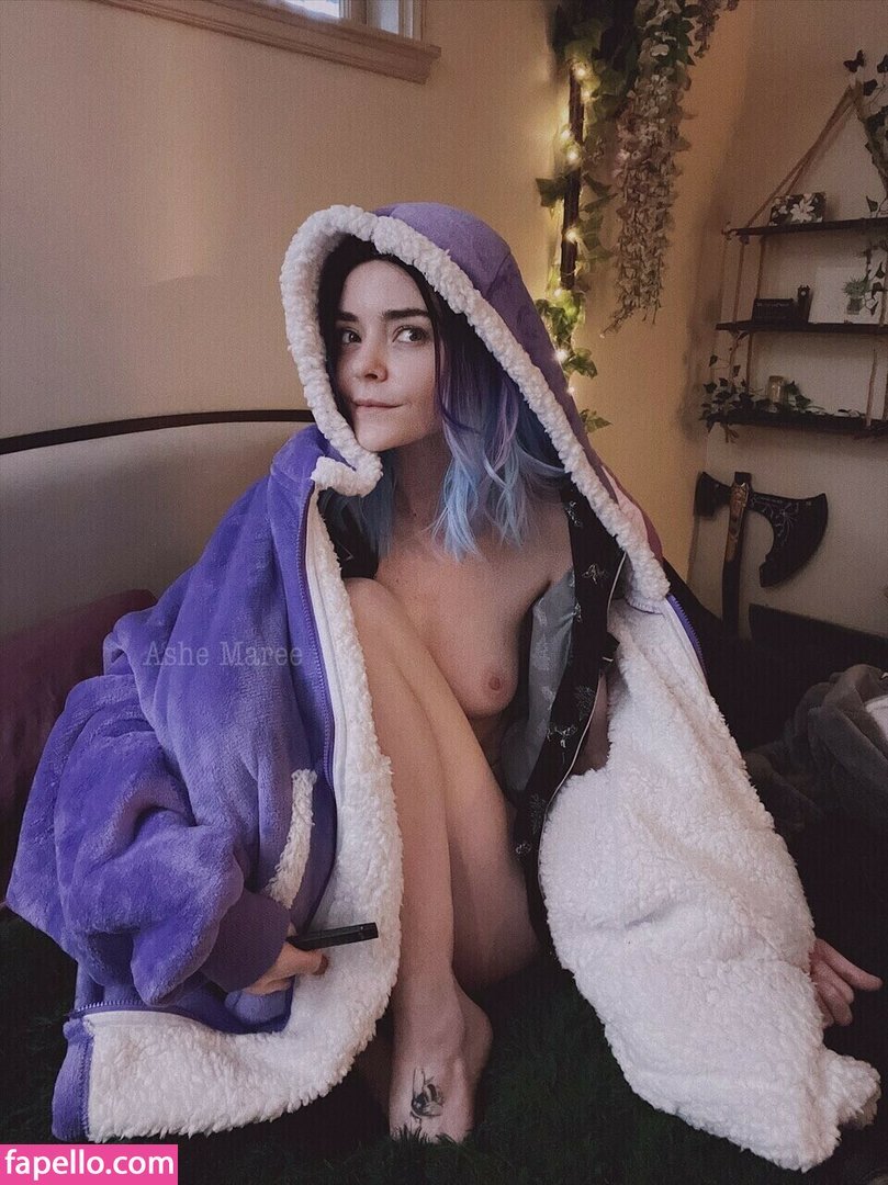 Ashley Maree naked