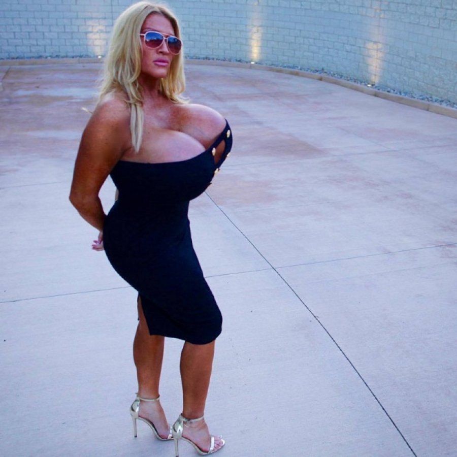 Allegra Cole Naked