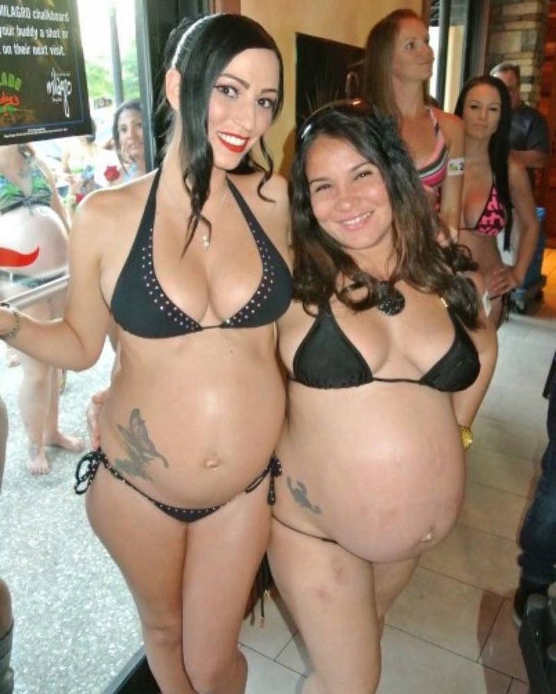 Pregnant Mina Stephan