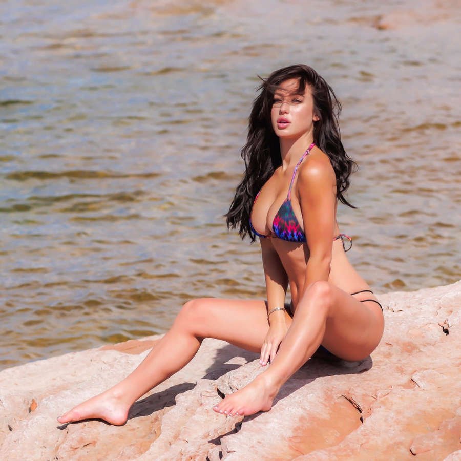 Stefani Knait is erotic