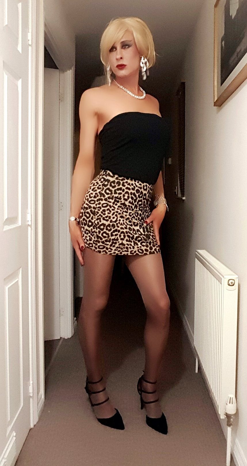 Russian crossdressers and transvestites