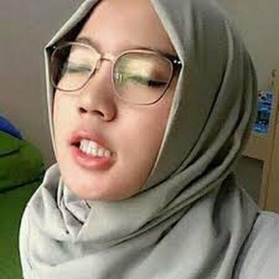 Missbabyhuda JilBoobs