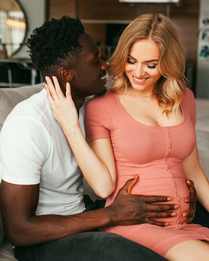Pregnant from Negro