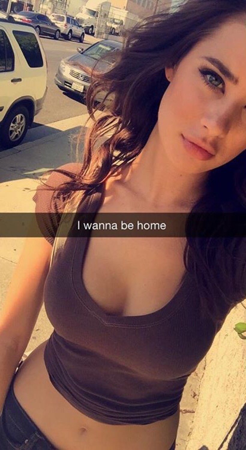 Sarah McDaniel Sexy