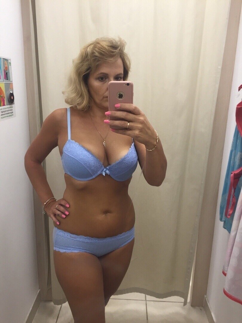 Jacqueline Big Tits